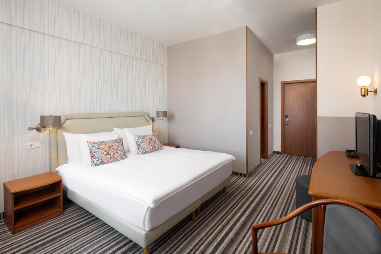 Mercure Sibiu Airport Luaran gambar