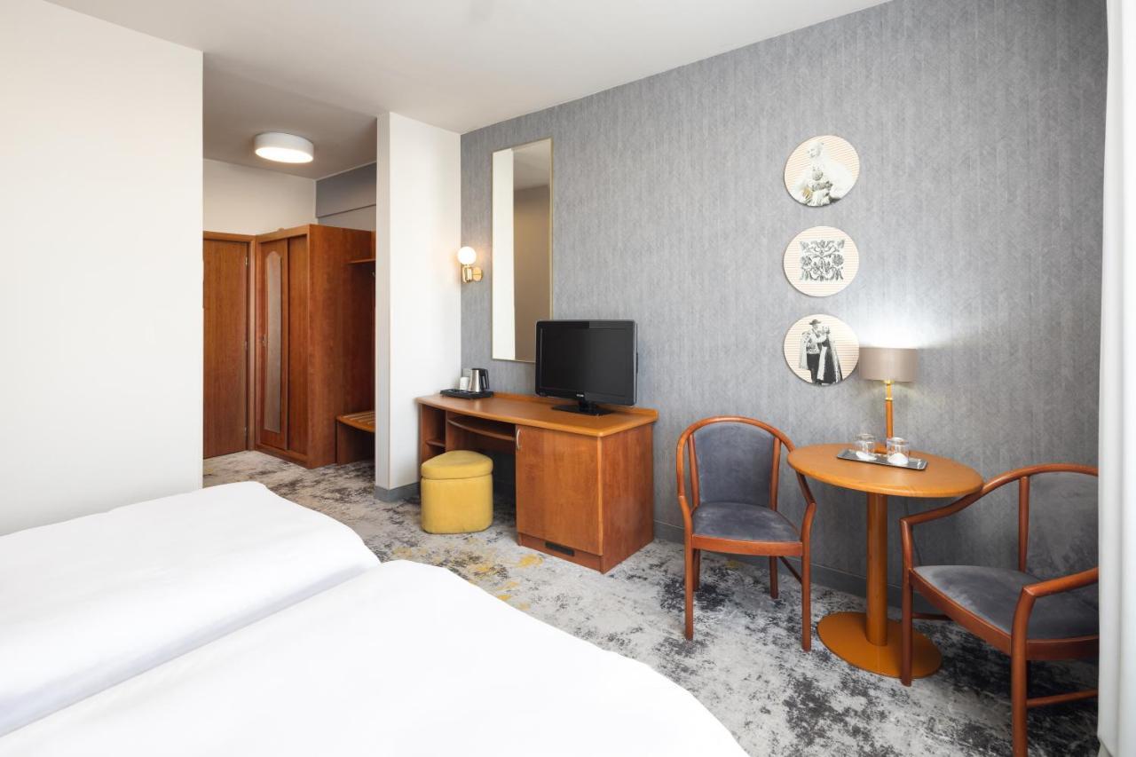 Mercure Sibiu Airport Luaran gambar