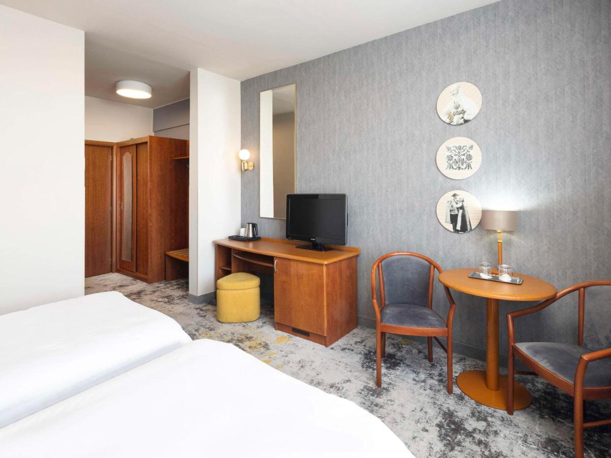 Mercure Sibiu Airport Luaran gambar