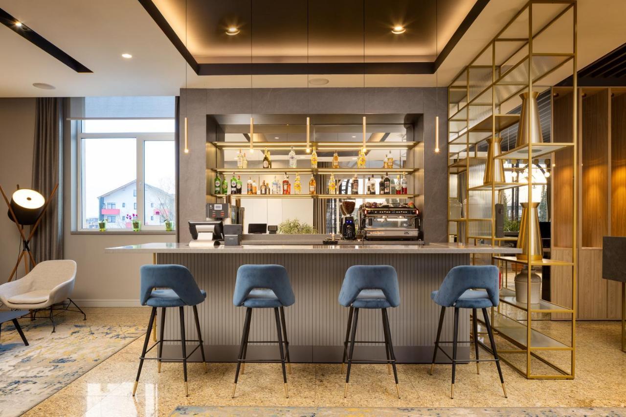 Mercure Sibiu Airport Luaran gambar